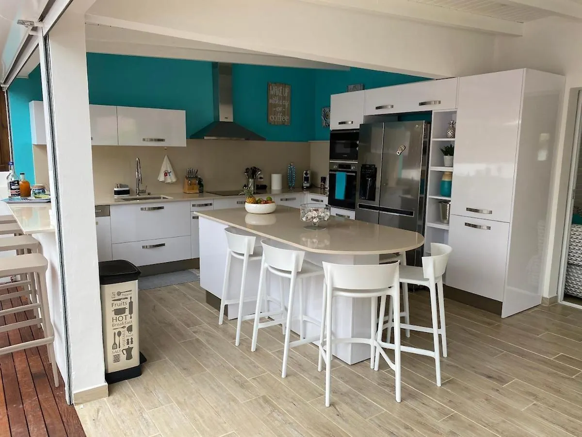 Villa Bleue Des Sables Hypercentre Marina Plage Saint-Francois  0*, Saint-Francois (Grande-Terre)